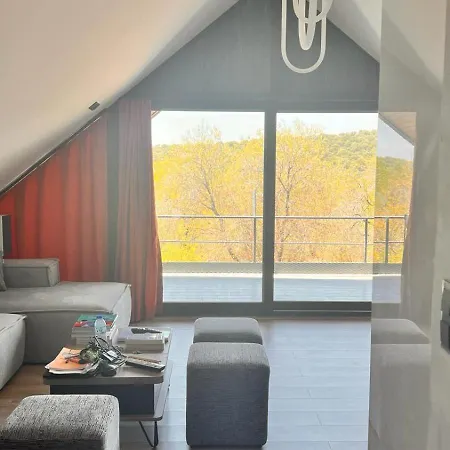 Lionyx Home&suites Rooftop 3* קס