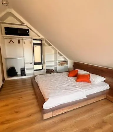 Lionyx Home&suites Rooftop 3*
